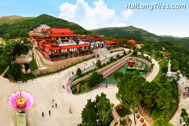 chùa ba vàng quảng ninh