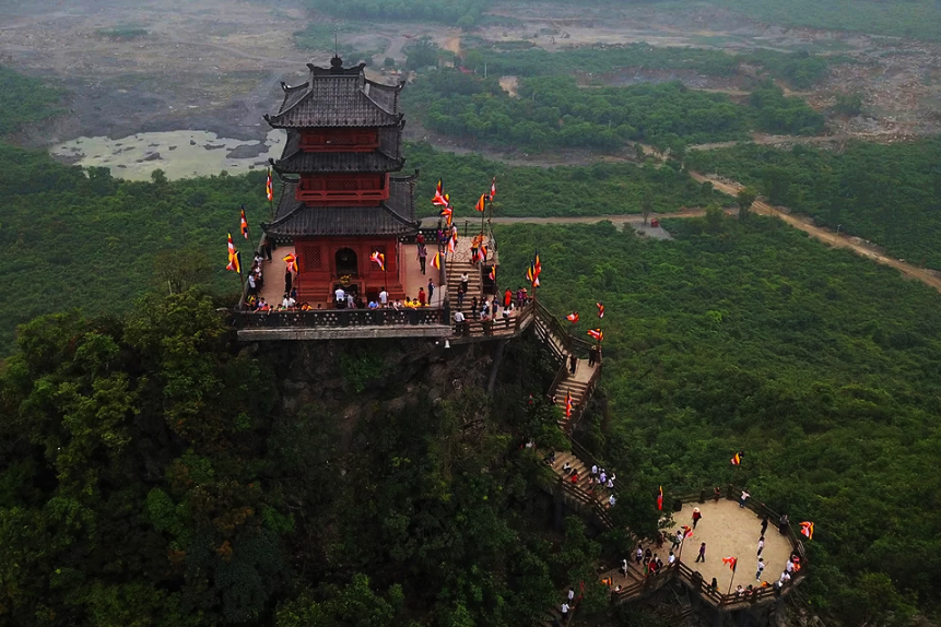 Chùa Ngọc - Chùa Tam Chúc