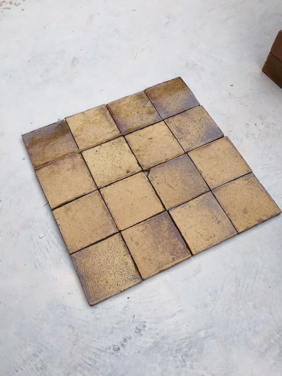 gach co Hai Long Bat Trang