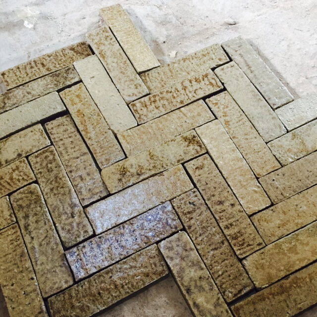 Gạch ốp tường trang trí nghệ thuật