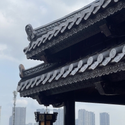 Ngói âm dương men ánh thép lợp mái nhà thờ - nhà ngang