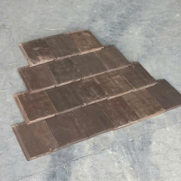 ngói ManVillas nâu đậm gỗ