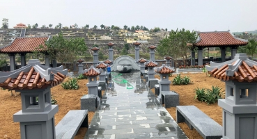 Gạch ngói lợp quần thể lăng mộ