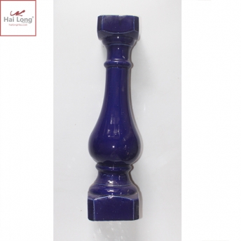 Con tiện màu men xanh ngọc cổ 01