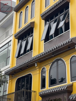 Ngói âm dương ánh thép lợp kiến trúc Indochine 01