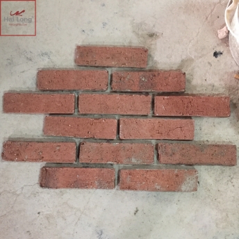 Gạch thẻ giả cổ ốp tường bề mặt sần kt 55x200x14 mm 02 Gạch thẻ giả cổ ốp tường bề mặt sần kt 55x200x14 mm 01