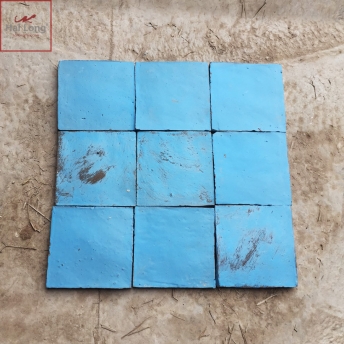 Gach thu cong Dia Trung Hai mau xanh sky - Gom su xay dung Bat Trang