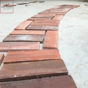 gạch lót sân vườn