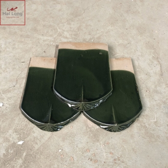 ngói mũi hài cổ men xanh ngọc