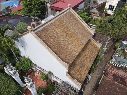 ngói mũi hài cổ Hải Long Bát Tràng